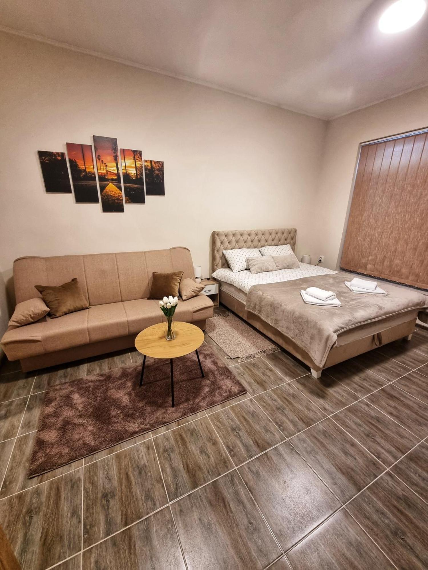 Dorce Apartmani Horgos Extérieur photo